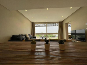 Mangroovy - 1BR Ravishing Lake and Mountain View
